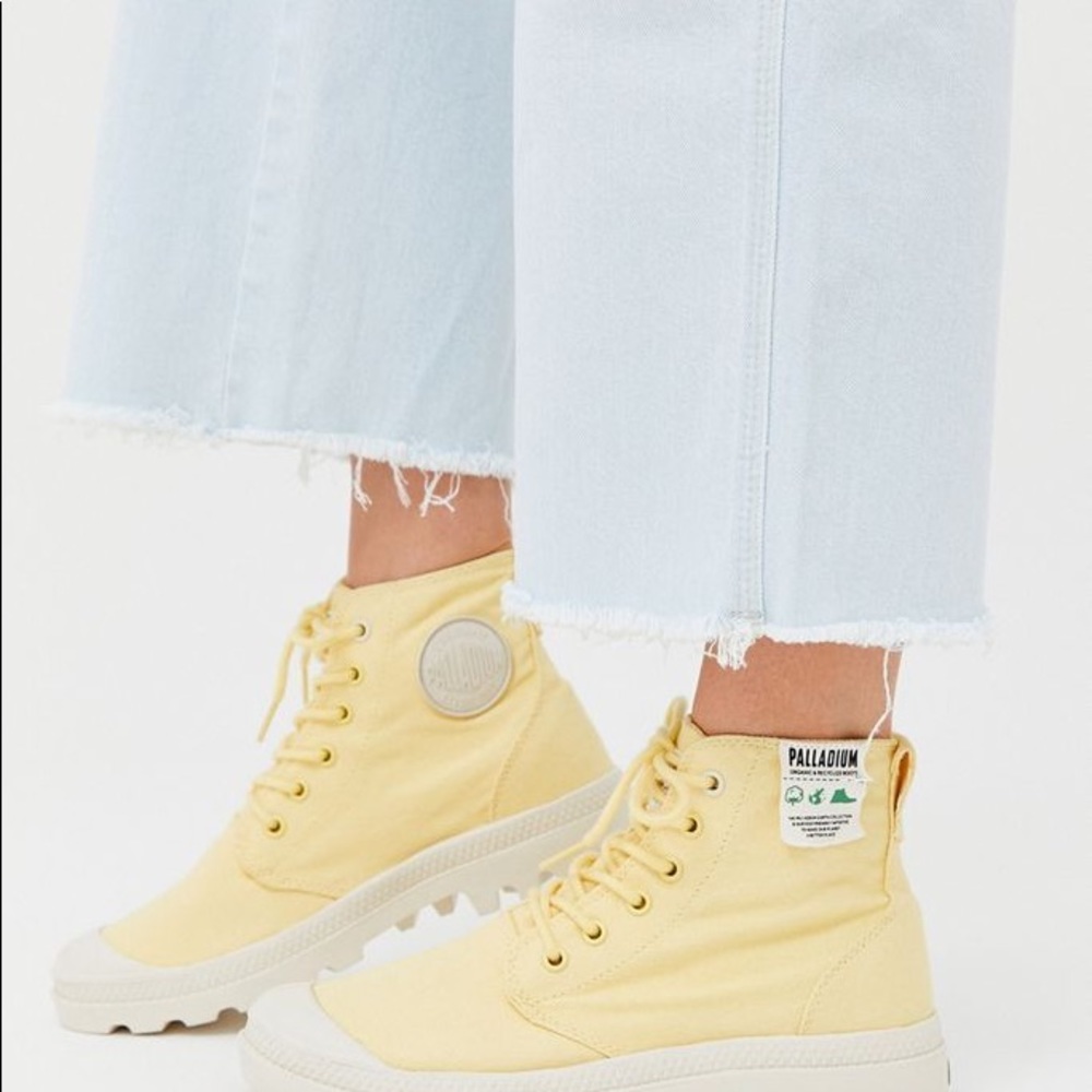 Palladium Hi Organic Pop Corn booties